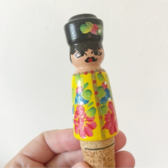 Vintage Wine Stoppers Set 2 Hand Painted Wood Man Woman Budapest Folk Art - Picture 6 of 7